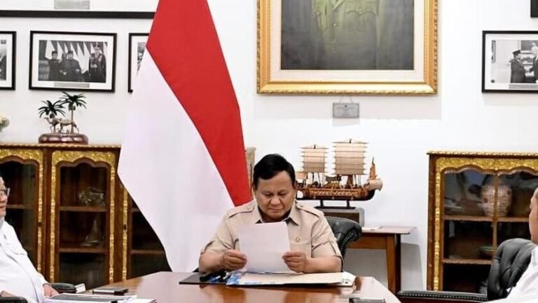 Apresiasi Siswa SMK Sorong: Surat Terima Kasih Tiba di Tangan Presiden