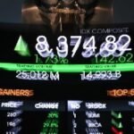 Dinamika Pasar: IHSG Menguat di Tengah Aksi Jual Asing Rp 80 Triliun