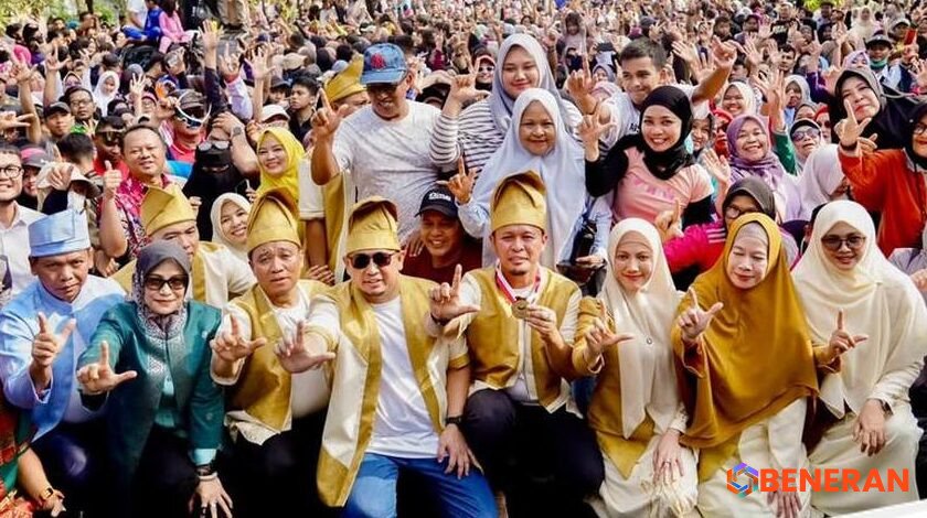 Pekanbaru Ukir Sejarah Kuliner: Ketan Talam Durian 1 KM Pecahkan Rekor MURI