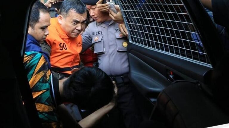 Update: Nilai Pemerasan Kasus yang Jerat Silmy Karim dkk Capai Ratusan Miliar